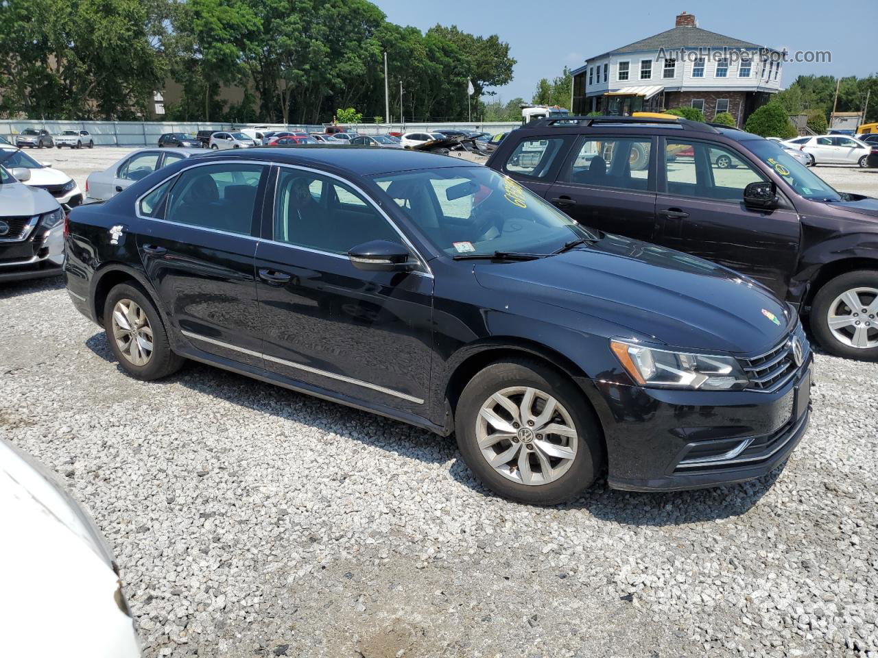 2017 Volkswagen Passat S Черный vin: 1VWAT7A38HC018296