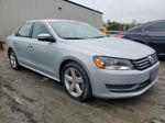 2014 Volkswagen Passat S Серебряный vin: 1VWAT7A39EC031442