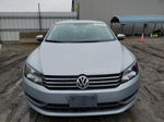 2014 Volkswagen Passat S Серебряный vin: 1VWAT7A39EC031442