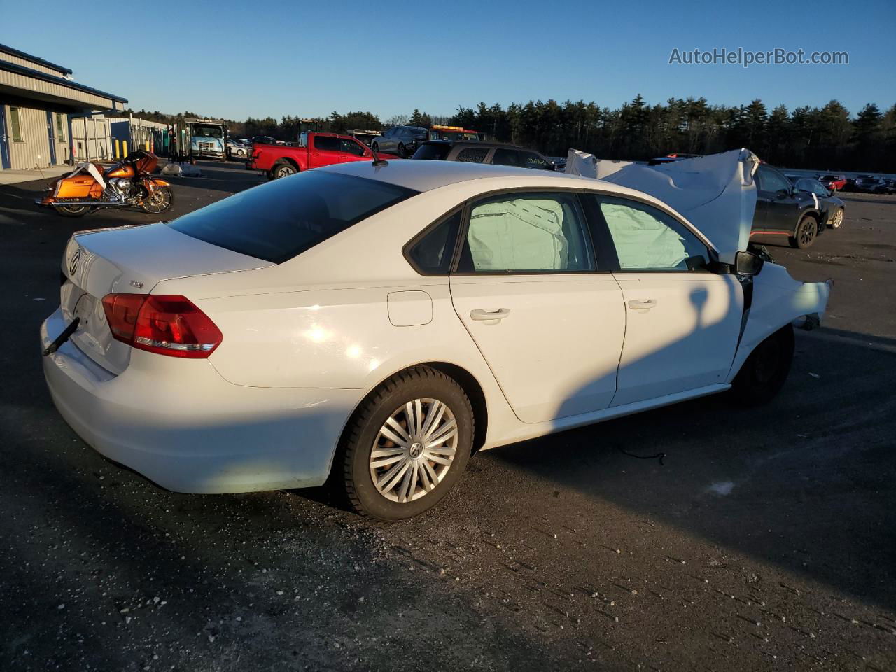 2015 Volkswagen Passat S White vin: 1VWAT7A39FC074213