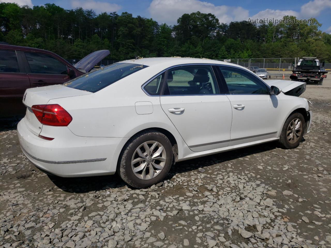 2016 Volkswagen Passat S White vin: 1VWAT7A39GC009928