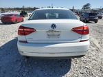 2016 Volkswagen Passat S Белый vin: 1VWAT7A39GC034344