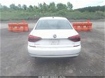 2017 Volkswagen Passat 1.8t S Белый vin: 1VWAT7A39HC026374