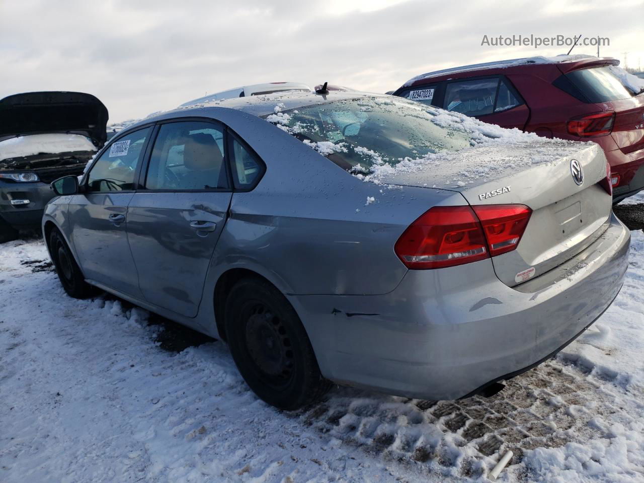 2014 Volkswagen Passat S Серый vin: 1VWAT7A3XEC047696