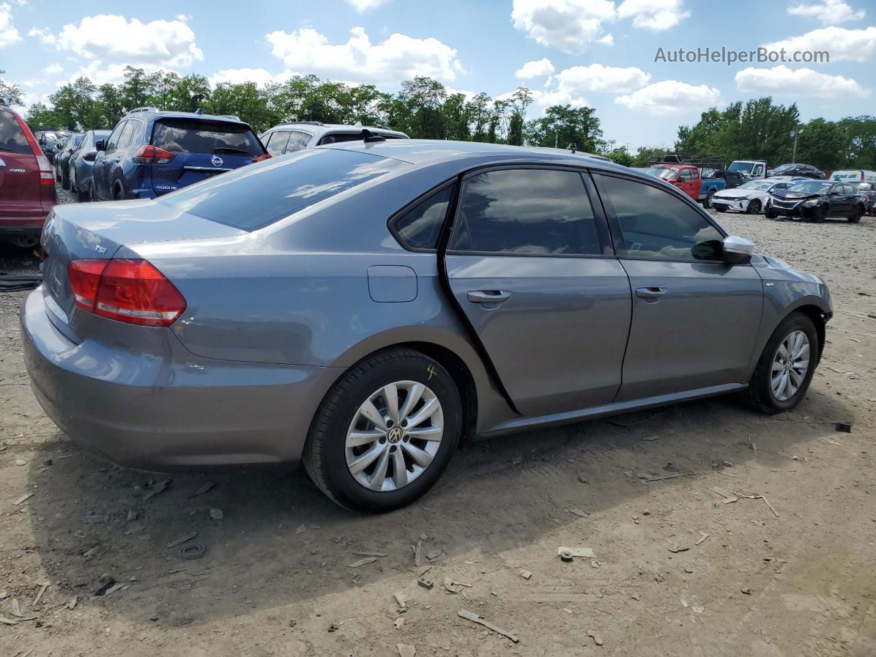 2015 Volkswagen Passat S Серый vin: 1VWAT7A3XFC002565