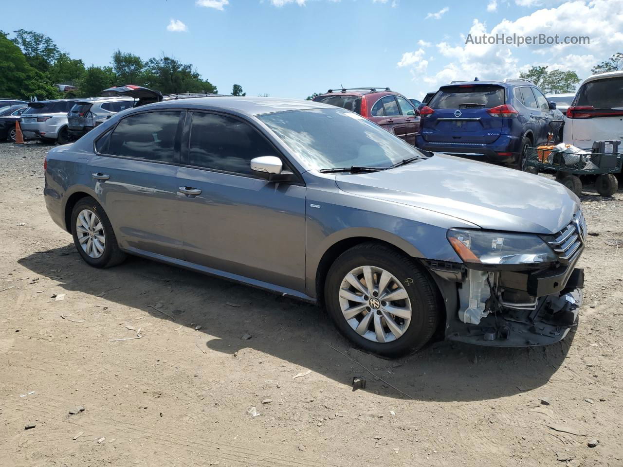 2015 Volkswagen Passat S Серый vin: 1VWAT7A3XFC002565