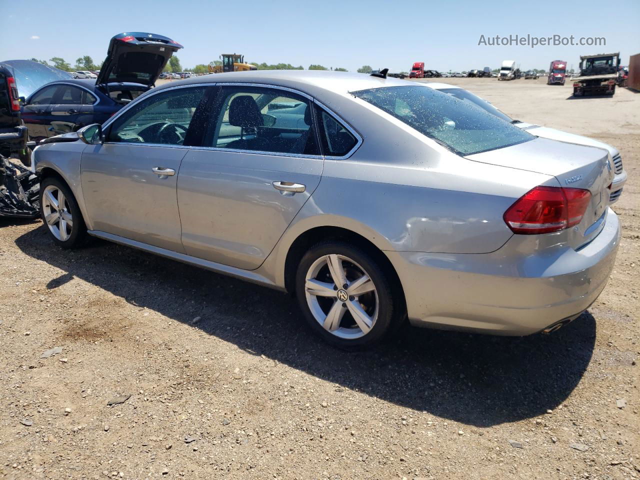 2012 Volkswagen Passat Se Серебряный vin: 1VWBH7A30CC051839