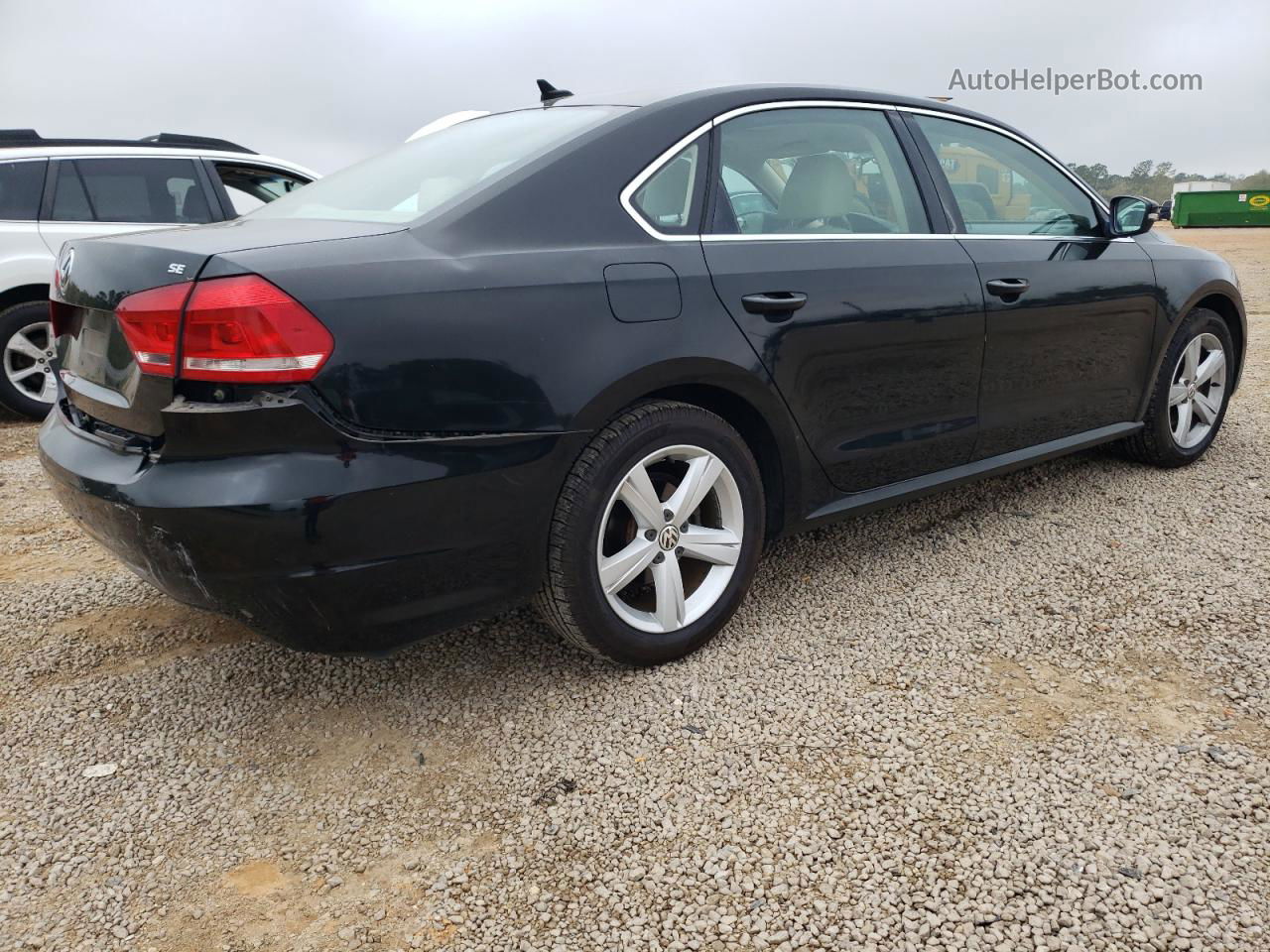 2013 Volkswagen Passat Se Black vin: 1VWBH7A30DC044584