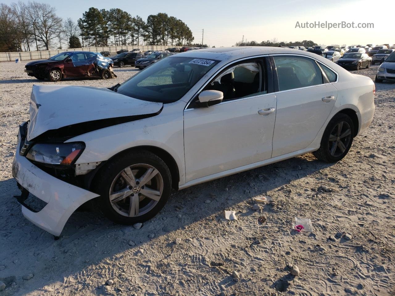 2013 Volkswagen Passat Se Белый vin: 1VWBH7A30DC138285