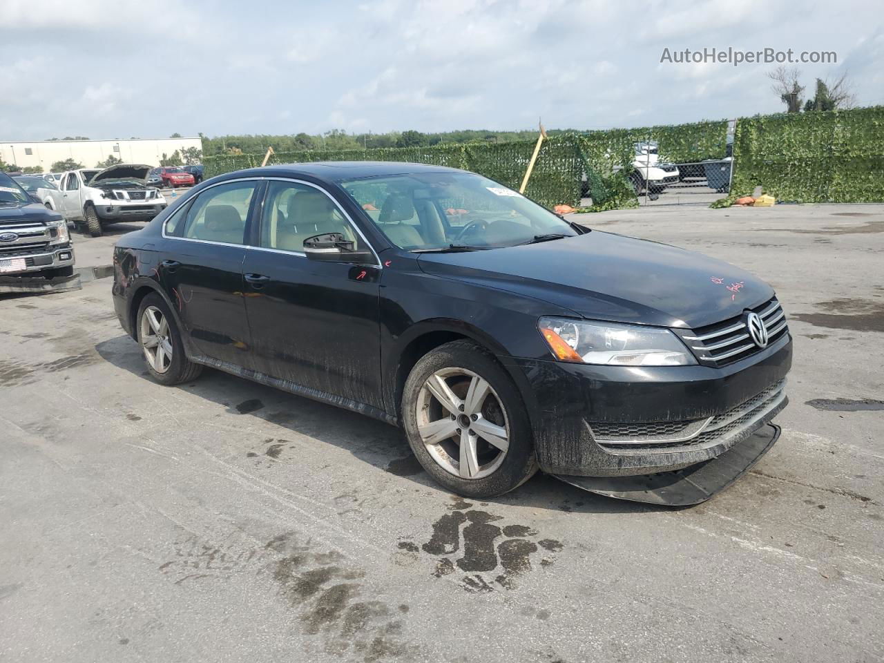 2013 Volkswagen Passat Se Black vin: 1VWBH7A31DC025493