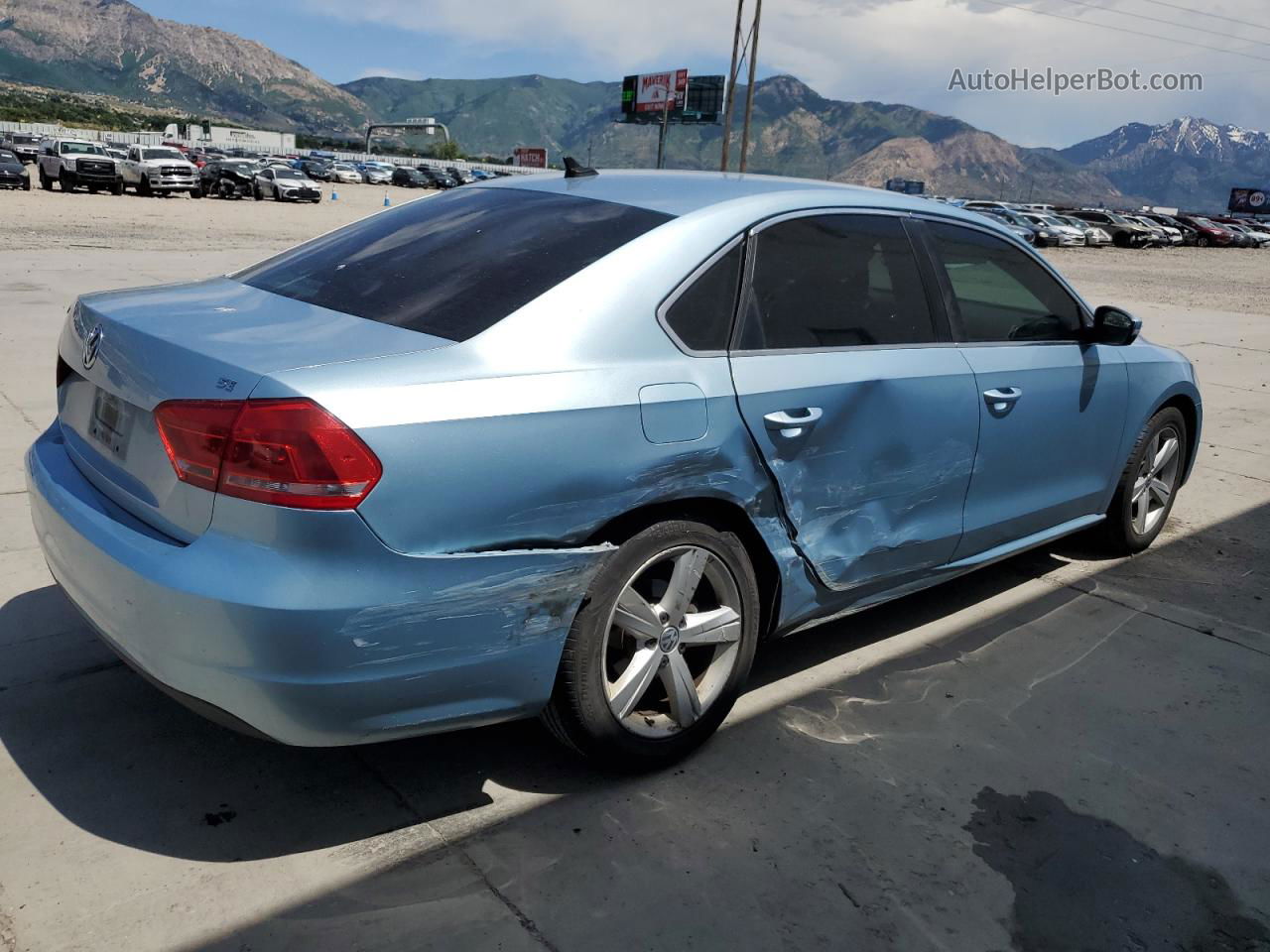 2013 Volkswagen Passat Se Turquoise vin: 1VWBH7A31DC116098