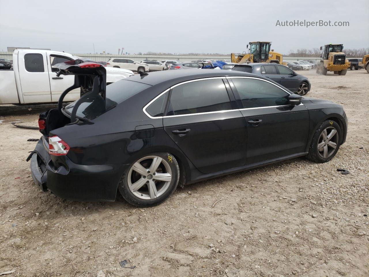 2014 Volkswagen Passat Se Black vin: 1VWBH7A31EC015256