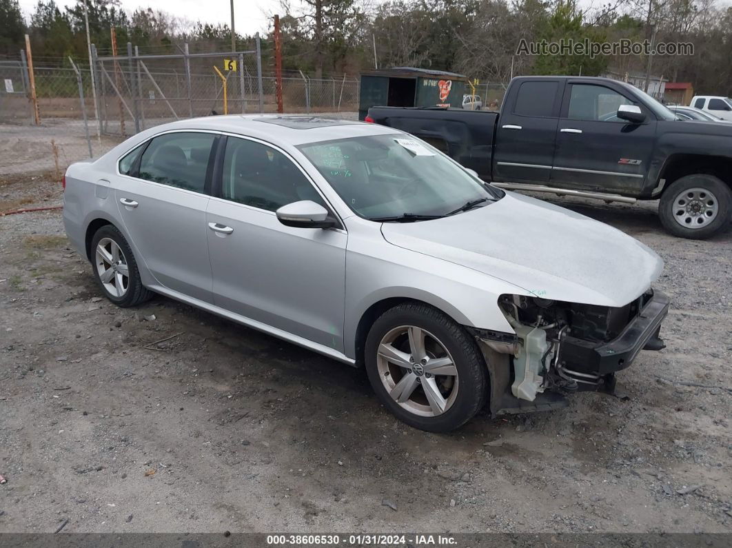 2012 Volkswagen Passat 2.5l Se Silver vin: 1VWBH7A33CC065587