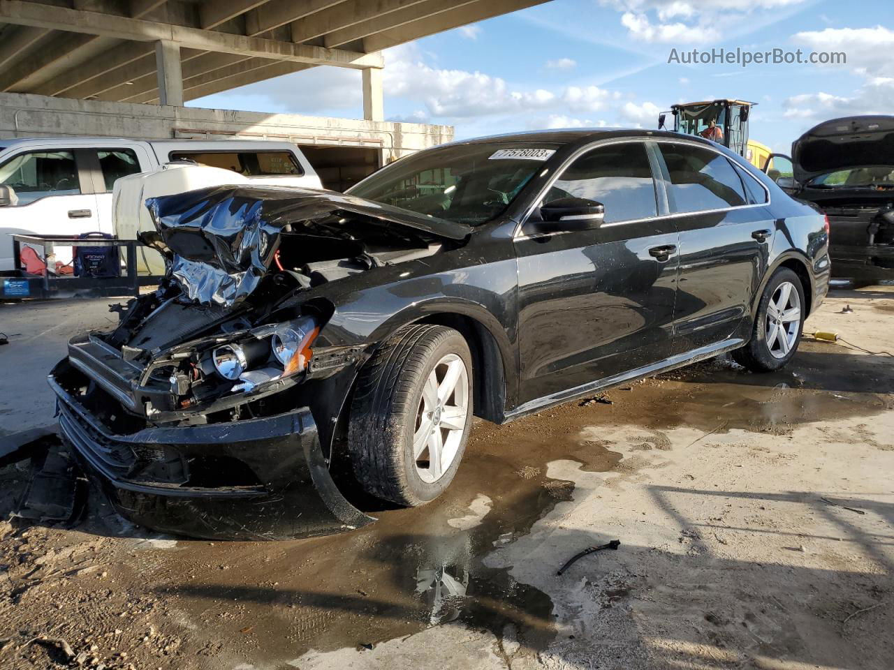 2013 Volkswagen Passat Se Black vin: 1VWBH7A33DC096548