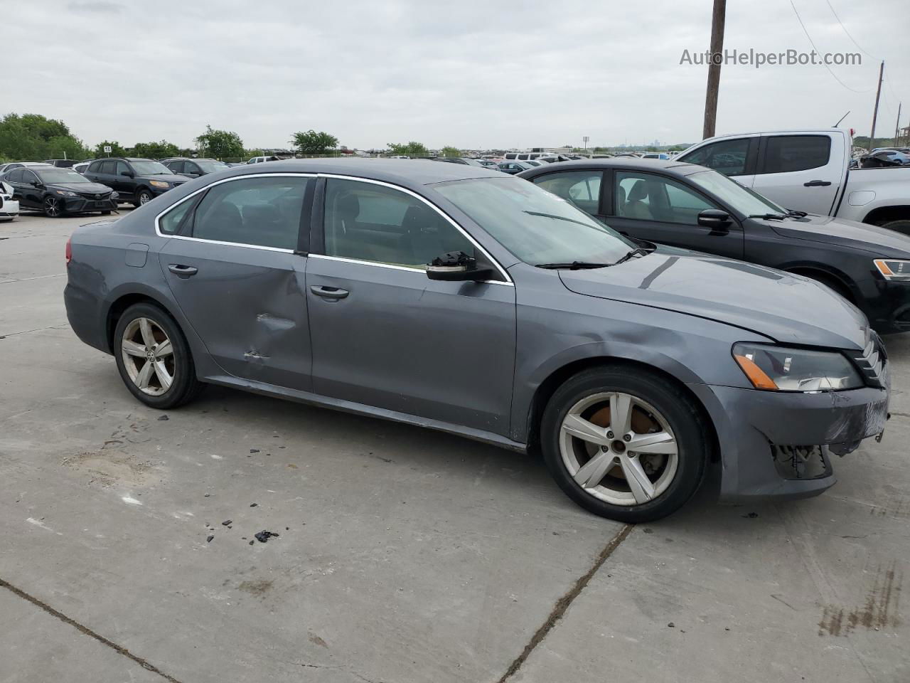 2013 Volkswagen Passat Se Gray vin: 1VWBH7A33DC108150