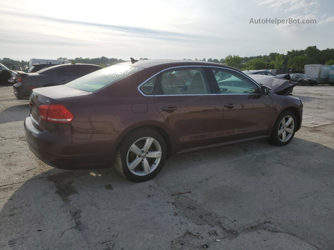 2012 Volkswagen Passat Se Burgundy vin: 1VWBH7A35CC032350