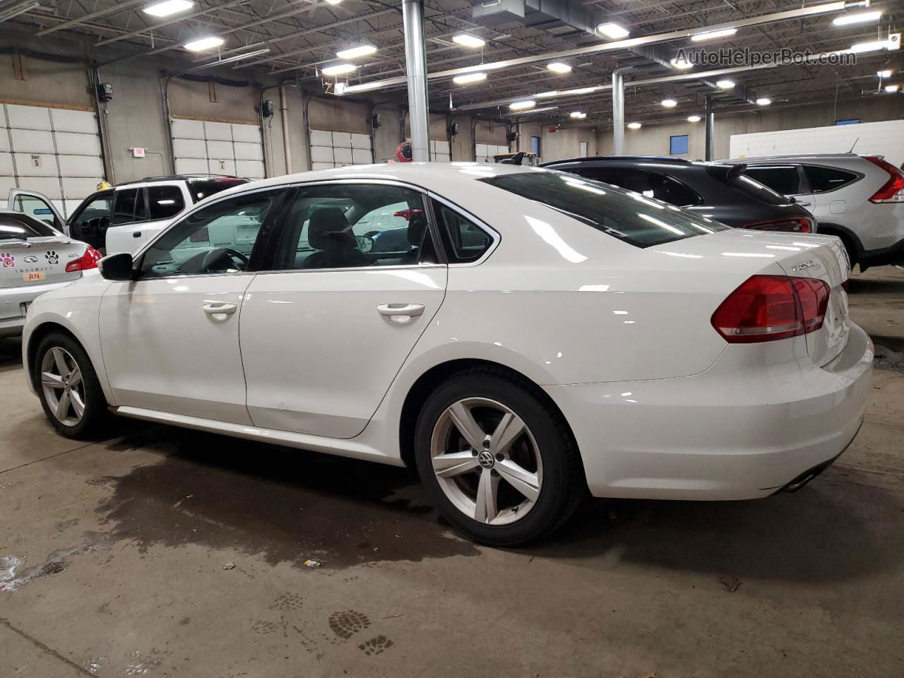 2013 Volkswagen Passat Se Белый vin: 1VWBH7A35DC022192