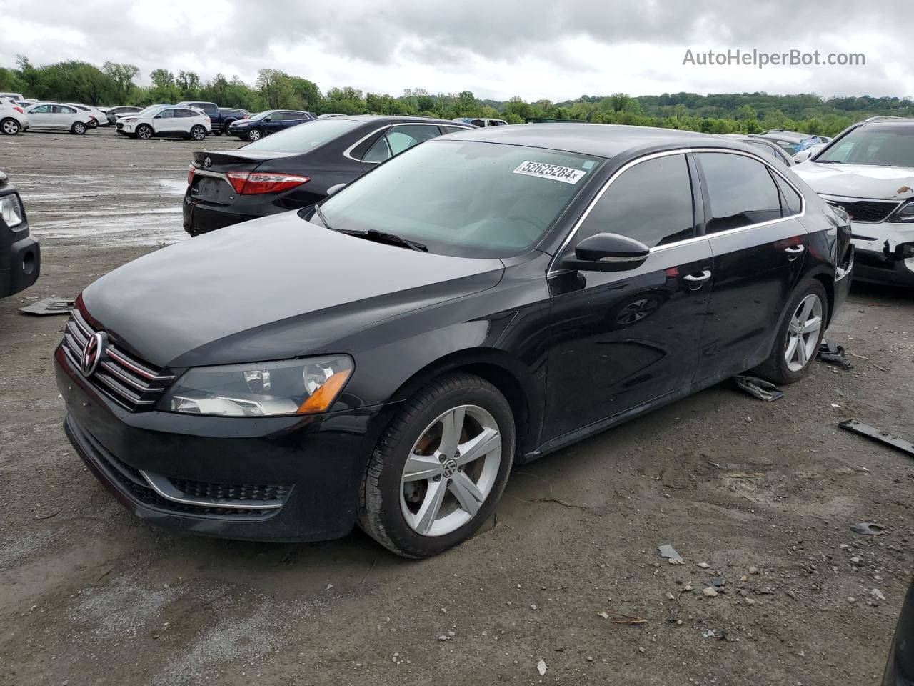 2012 Volkswagen Passat Se Black vin: 1VWBH7A36CC058004