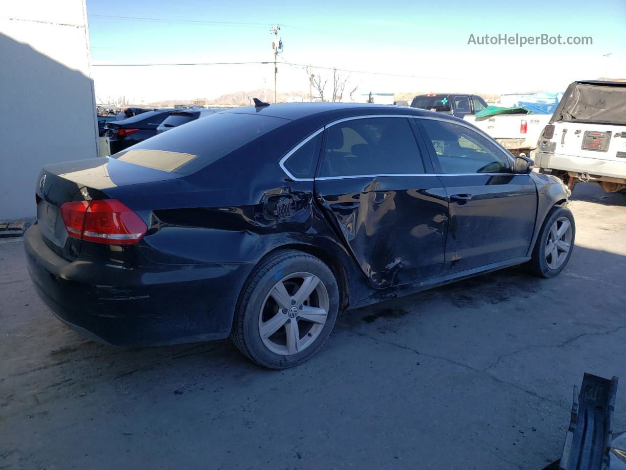 2013 Volkswagen Passat Se Черный vin: 1VWBH7A36DC026798