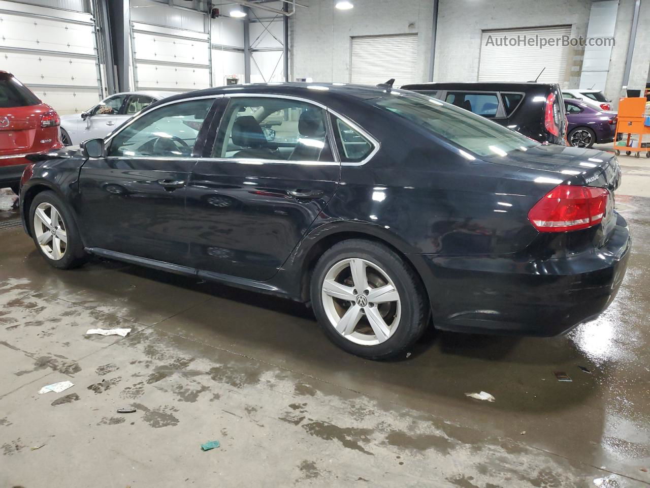 2013 Volkswagen Passat Se Black vin: 1VWBH7A37DC016152