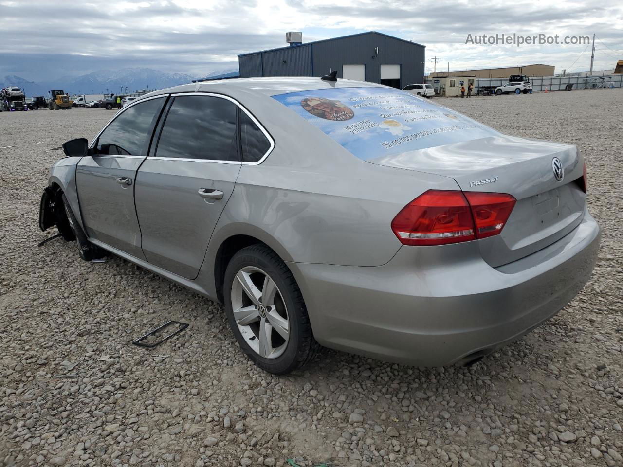 2013 Volkswagen Passat Se Серебряный vin: 1VWBH7A37DC103629