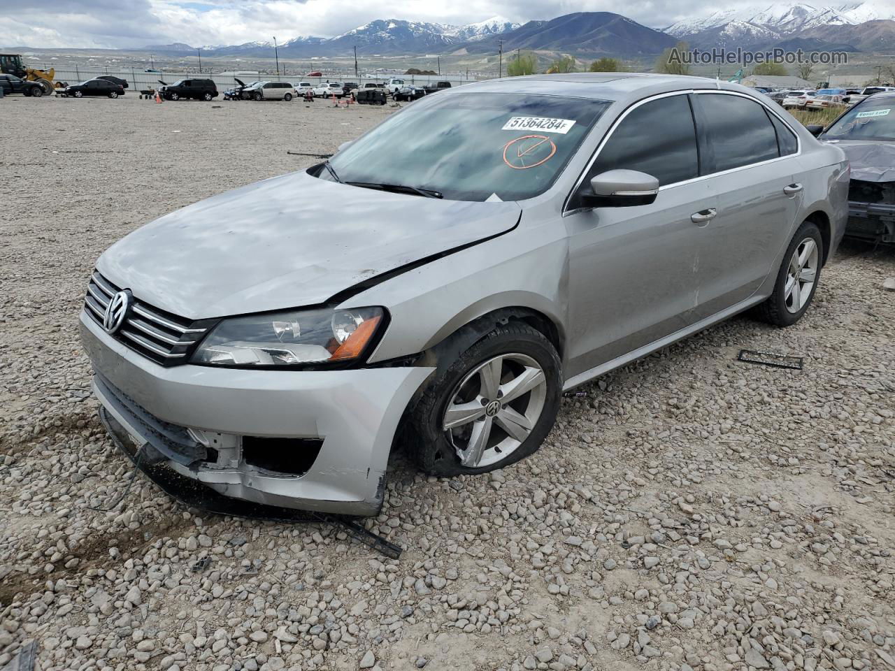 2013 Volkswagen Passat Se Серебряный vin: 1VWBH7A37DC103629