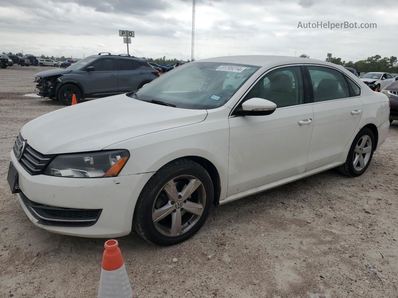 2012 Volkswagen Passat Se Белый vin: 1VWBH7A39CC084600