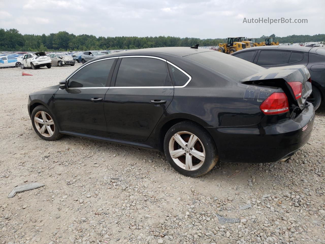 2013 Volkswagen Passat Se Black vin: 1VWBH7A39DC135224