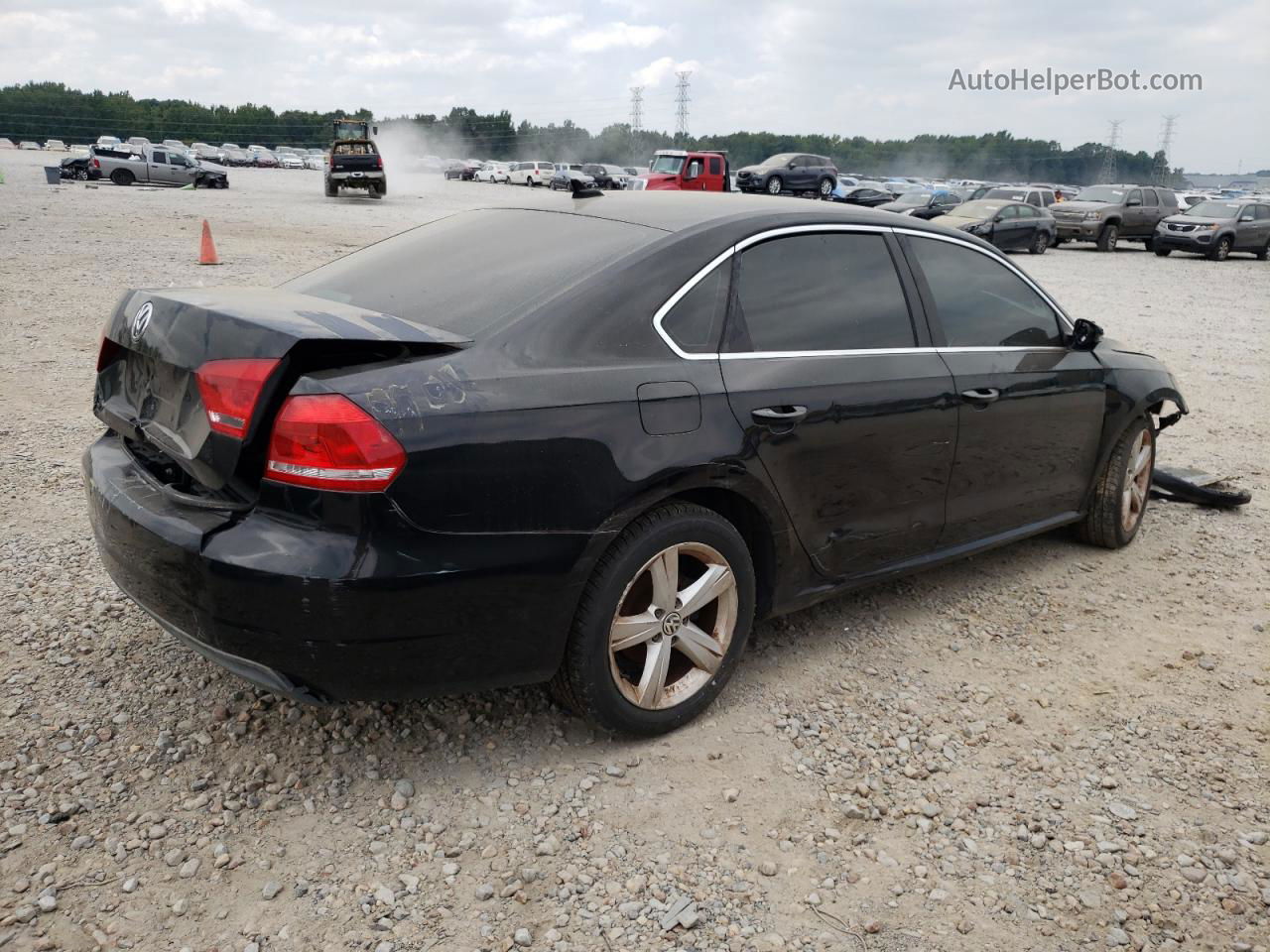 2013 Volkswagen Passat Se Black vin: 1VWBH7A39DC135224