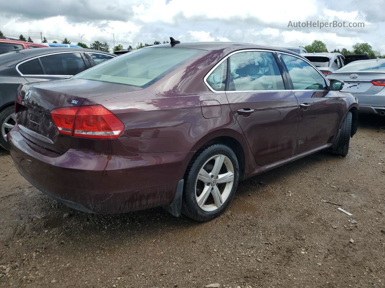 2013 Volkswagen Passat Se Maroon vin: 1VWBH7A3XDC136057