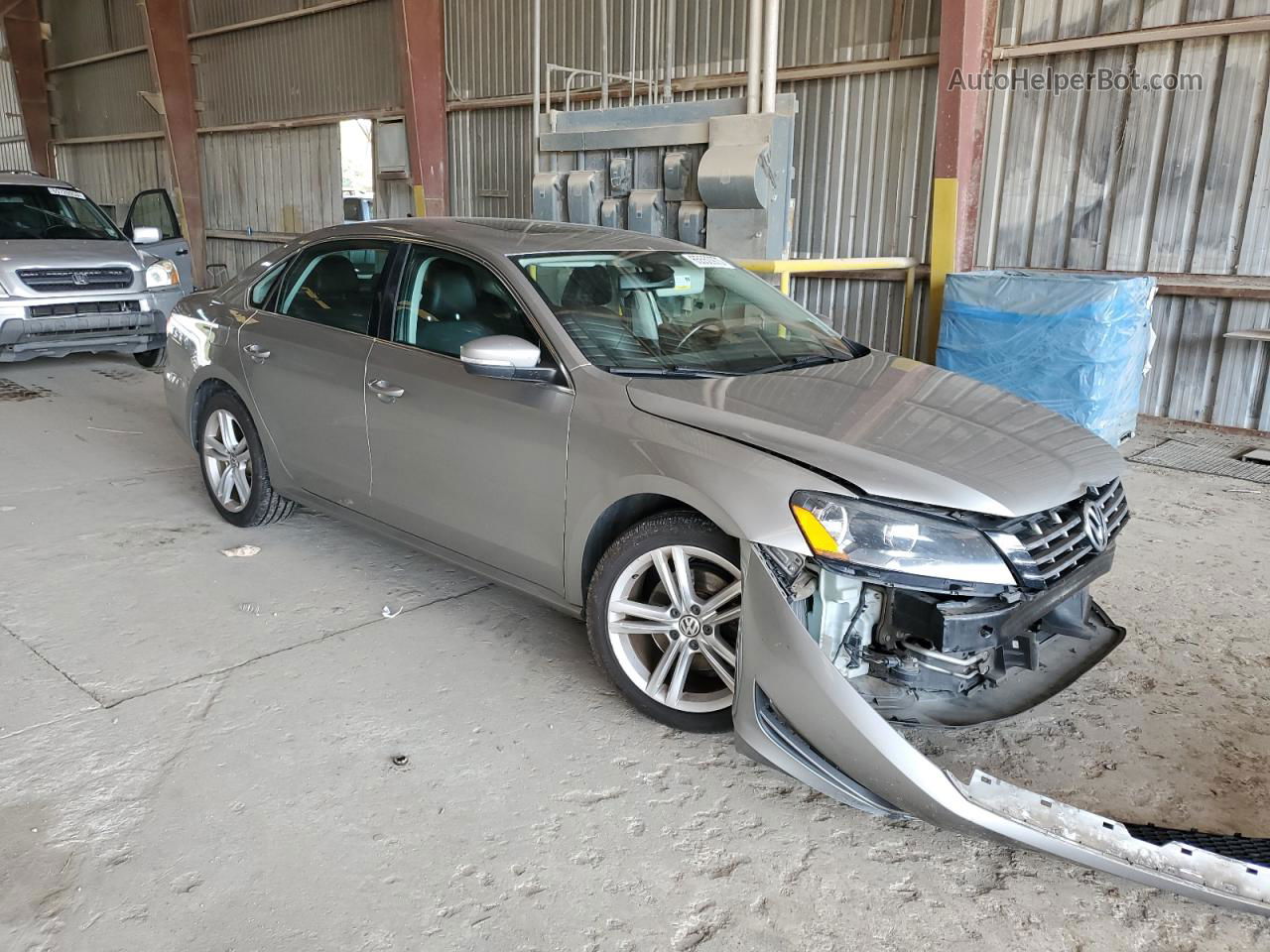 2014 Volkswagen Passat Se Silver vin: 1VWBM7A38EC104575