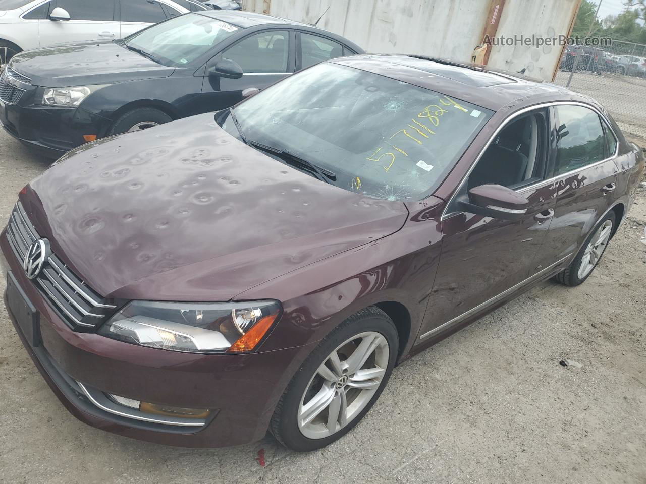 2013 Volkswagen Passat Se Maroon vin: 1VWBN7A30DC066223