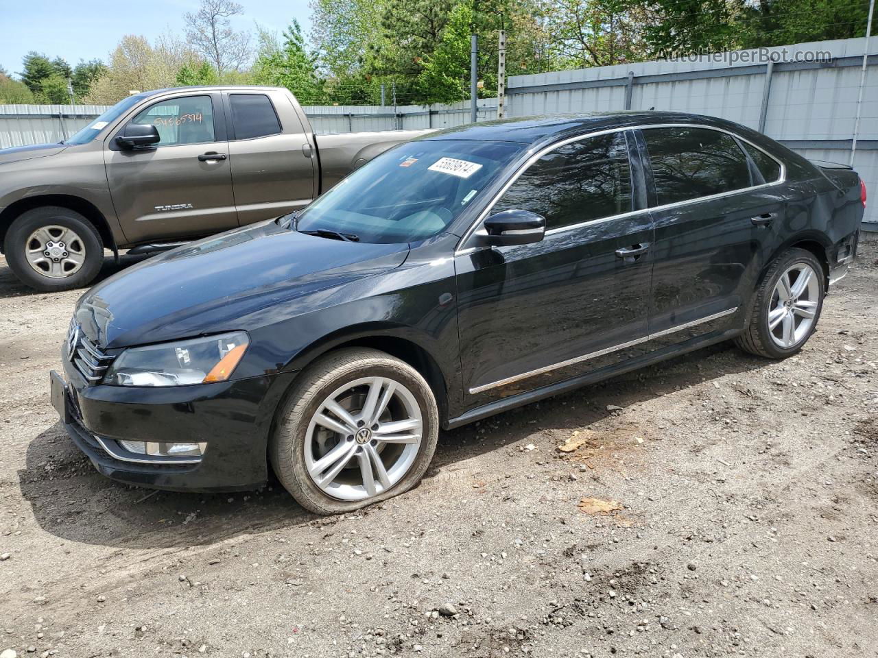 2014 Volkswagen Passat Se Black vin: 1VWBN7A30EC061542