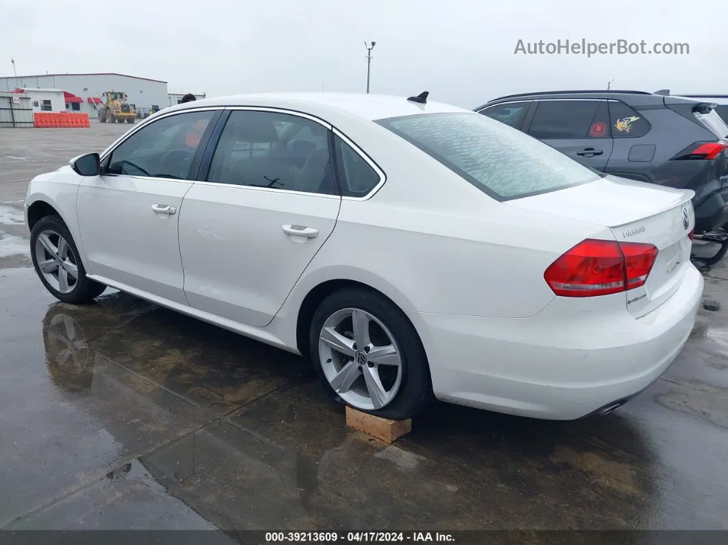 2012 Volkswagen Passat 2.0l Tdi Se White vin: 1VWBN7A31CC042415