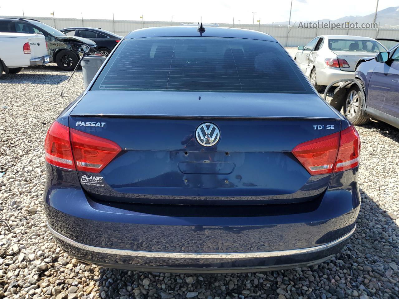 2013 Volkswagen Passat Se Blue vin: 1VWBN7A32DC022840