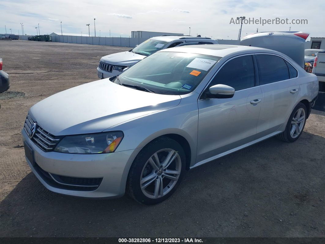 2014 Volkswagen Passat 2.0l Tdi Se Серебряный vin: 1VWBN7A32EC117478