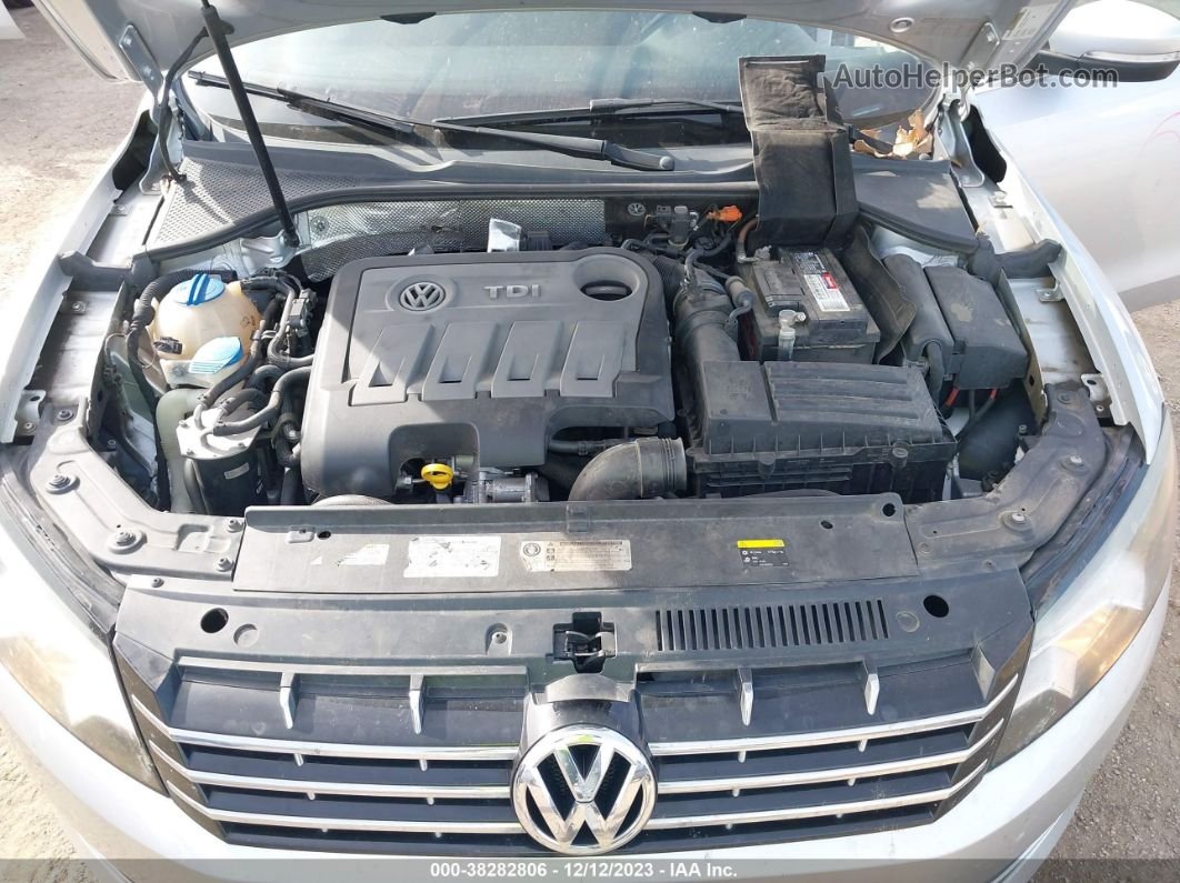 2014 Volkswagen Passat 2.0l Tdi Se Серебряный vin: 1VWBN7A32EC117478