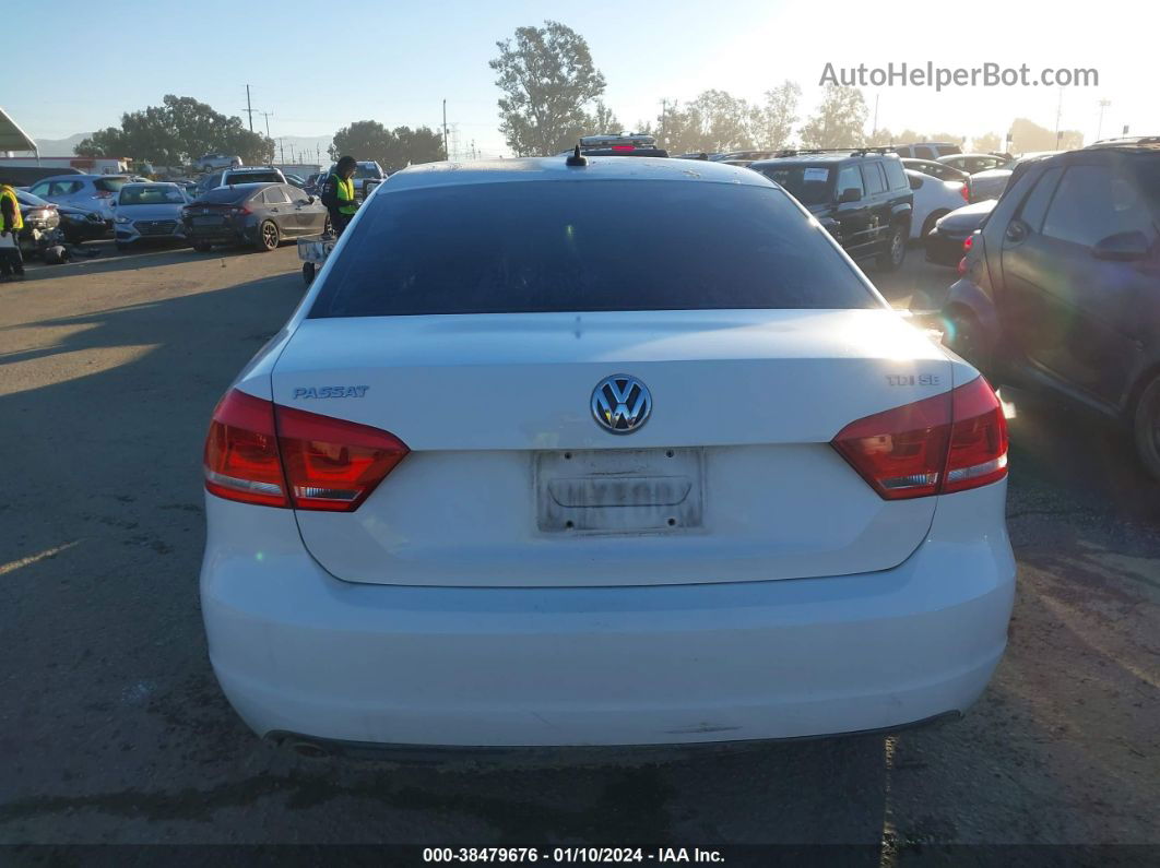 2013 Volkswagen Passat 2.0l Tdi Se Белый vin: 1VWBN7A33DC039016