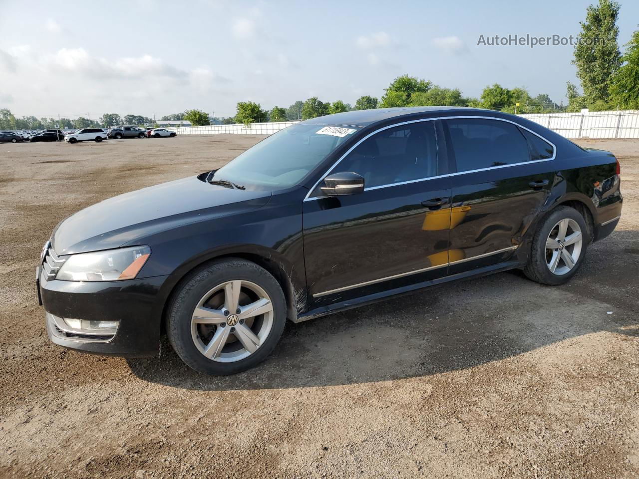 2014 Volkswagen Passat Se Черный vin: 1VWBN7A33EC018801