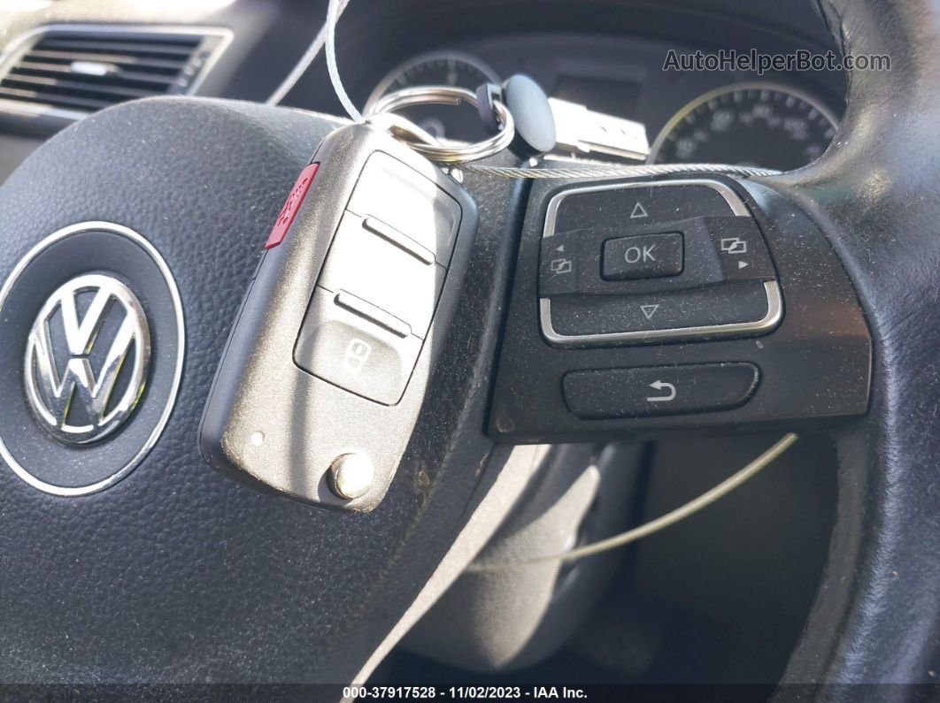 2014 Volkswagen Passat 2.0l Tdi Se Черный vin: 1VWBN7A33EC089464