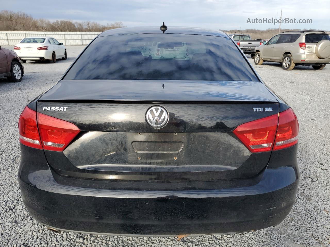 2013 Volkswagen Passat Se Black vin: 1VWBN7A35DC004672