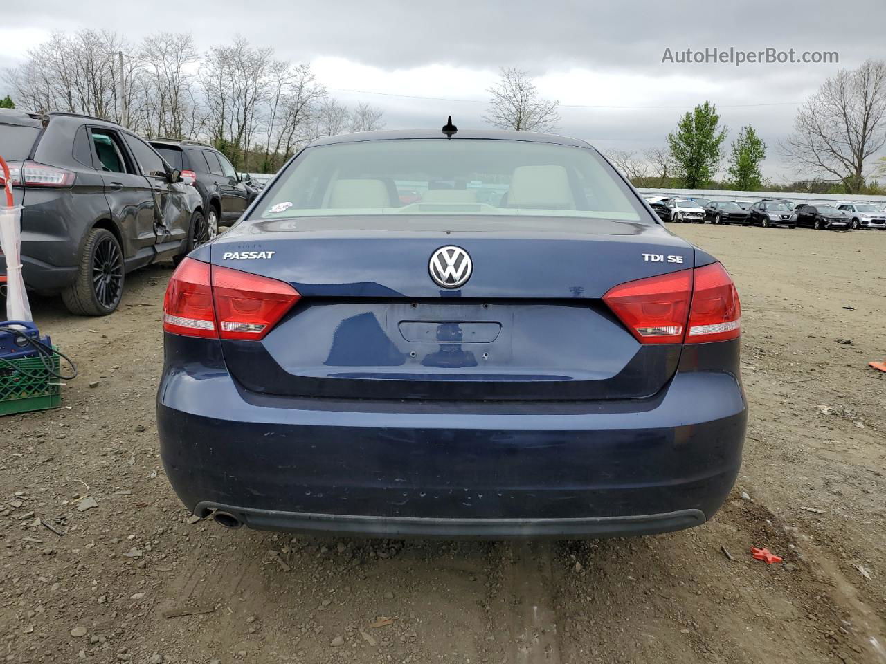 2013 Volkswagen Passat Se Черный vin: 1VWBN7A35DC110328