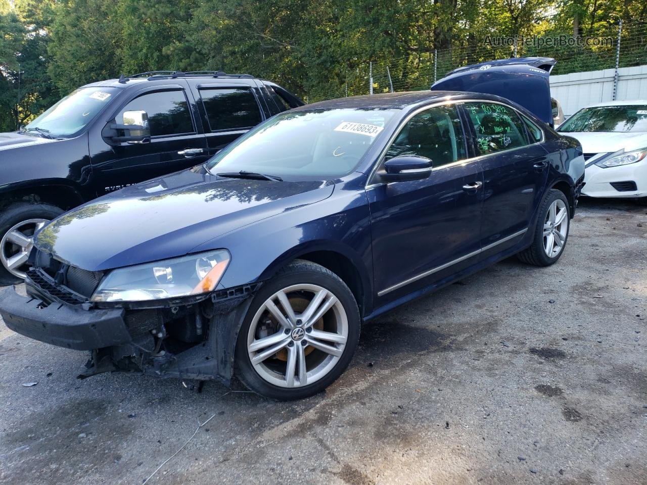 2014 Volkswagen Passat Se Синий vin: 1VWBN7A35EC079311