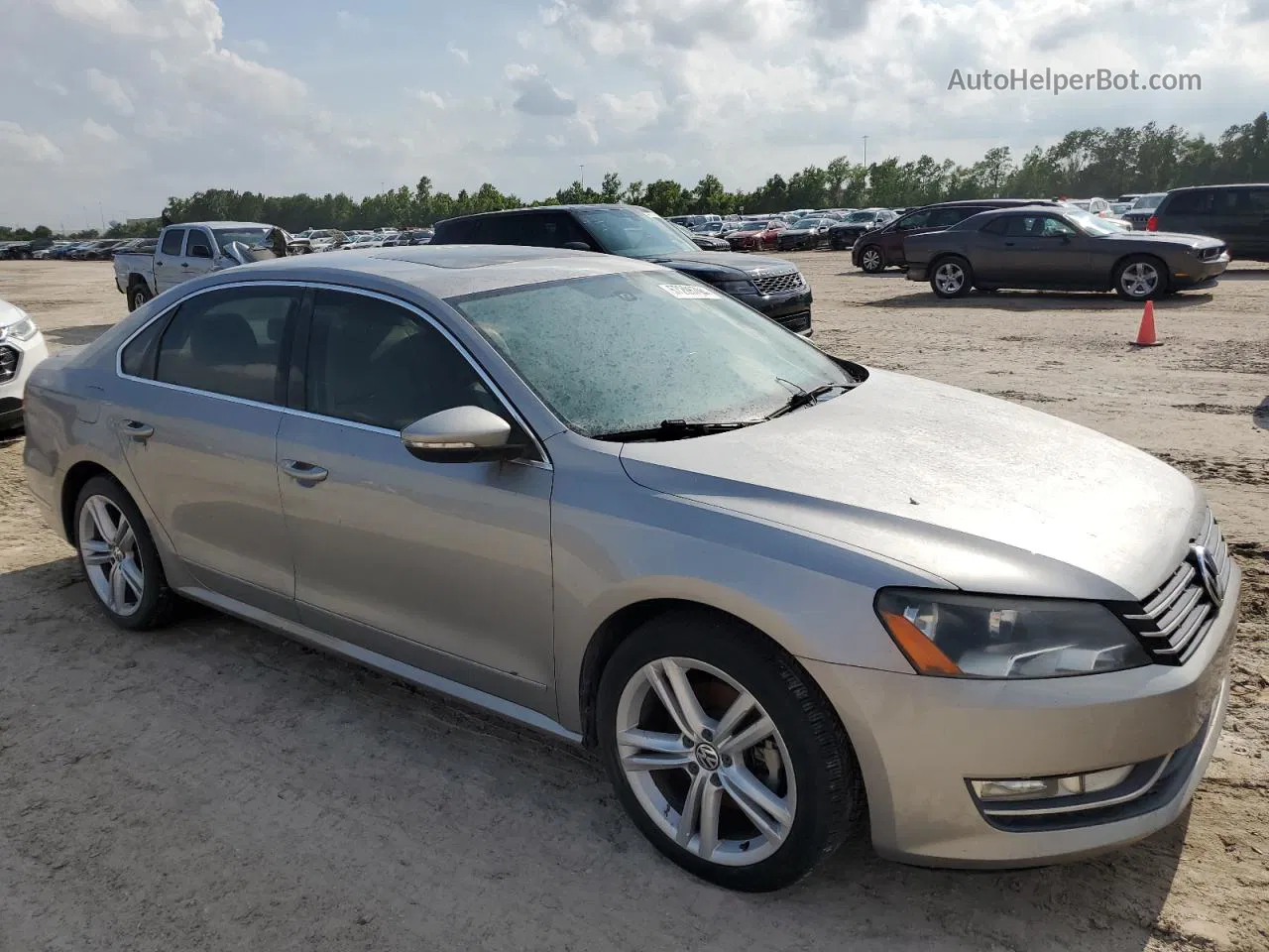 2012 Volkswagen Passat Se Silver vin: 1VWBN7A36CC043981