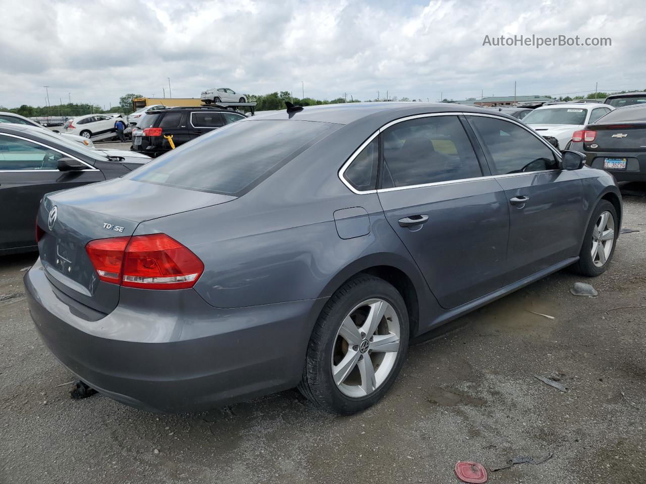 2013 Volkswagen Passat Se Gray vin: 1VWBN7A36DC057848