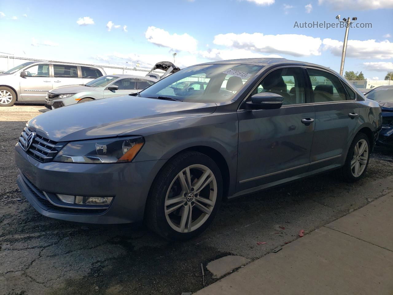 2014 Volkswagen Passat Se Gray vin: 1VWBN7A36EC021479