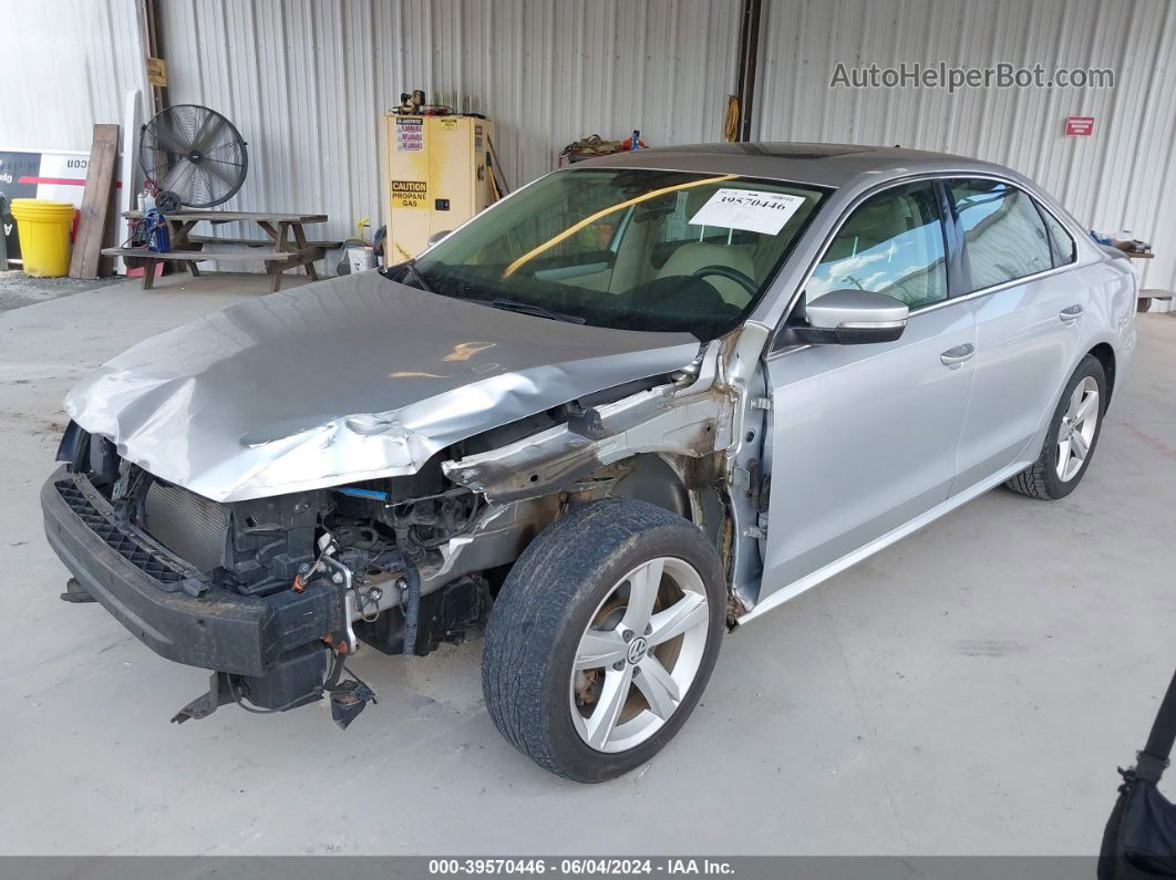 2013 Volkswagen Passat 2.0l Tdi Se Серебряный vin: 1VWBN7A37DC061522