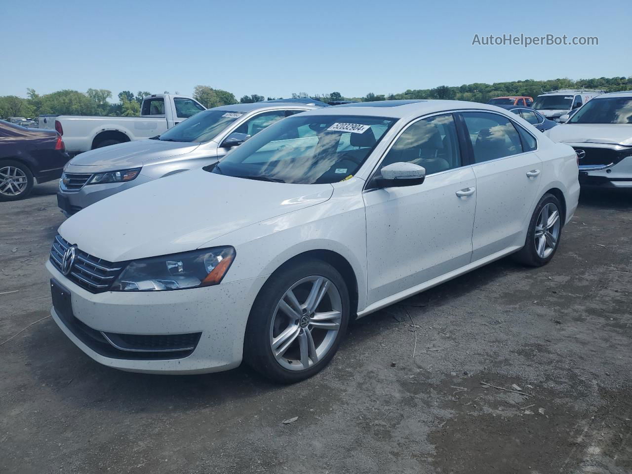 2014 Volkswagen Passat Se White vin: 1VWBN7A37EC019739