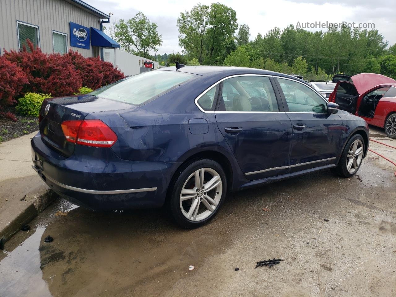 2014 Volkswagen Passat Se Blue vin: 1VWBN7A38EC102015