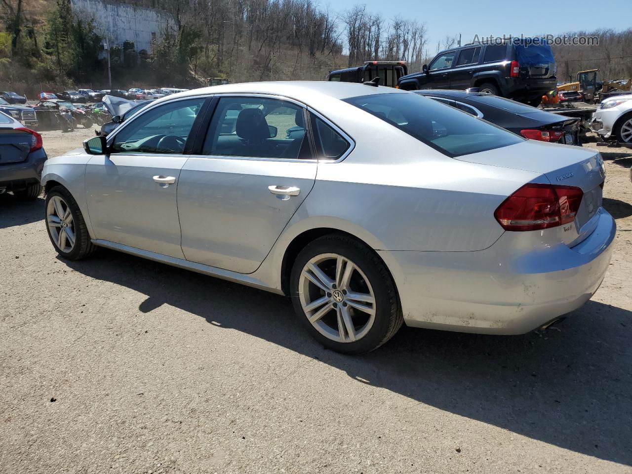 2014 Volkswagen Passat Se Серебряный vin: 1VWBN7A39EC004076